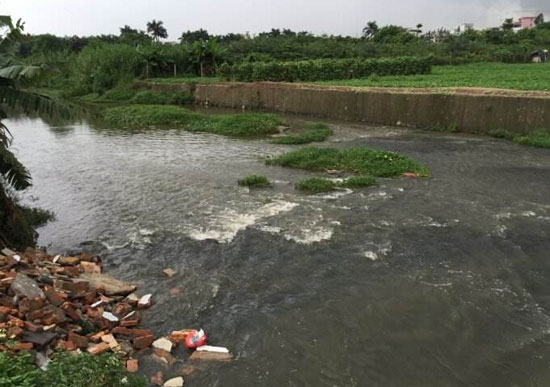 保山老城區(qū)開(kāi)展污染河道黑臭水體整治行動(dòng)